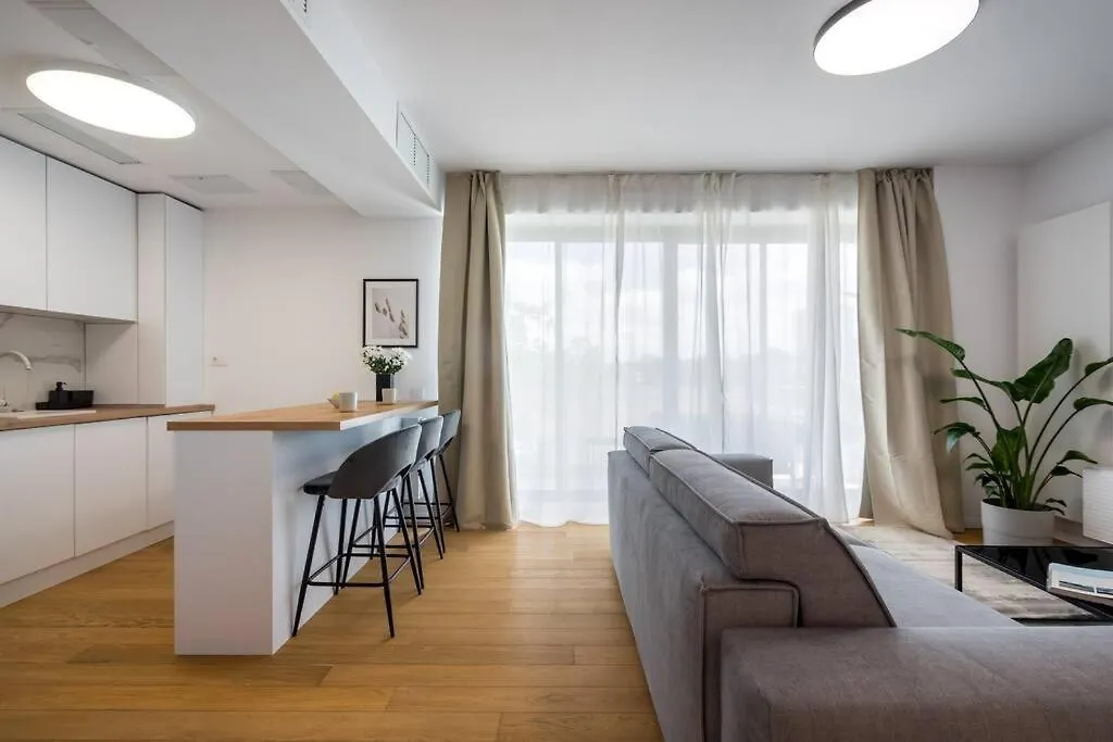 Lägenhet Luxurious Central New Penthouse + Parking Bukarest Rumänien