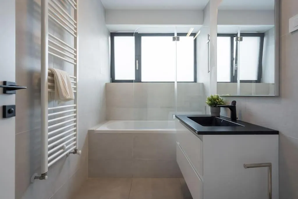 Luxurious Central New Penthouse + Parking Bukarest Rumänien